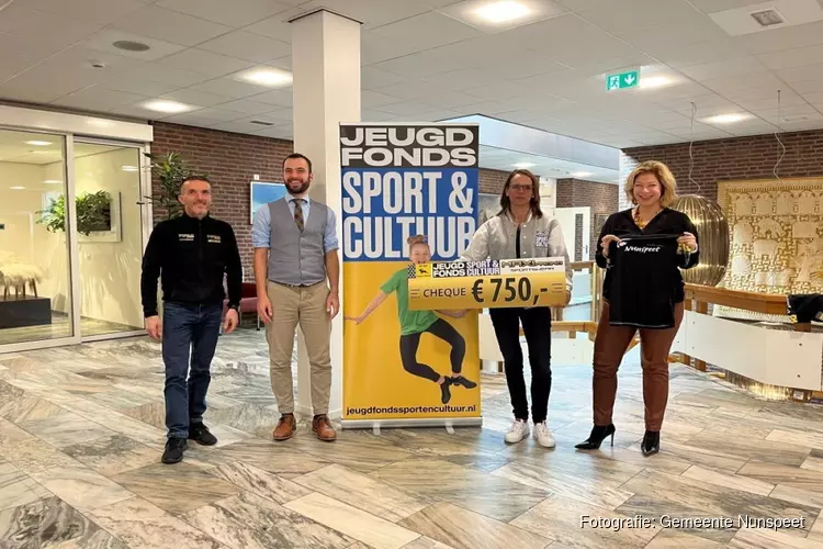 750 euro voor Jeugdfonds Sport en Cultuur