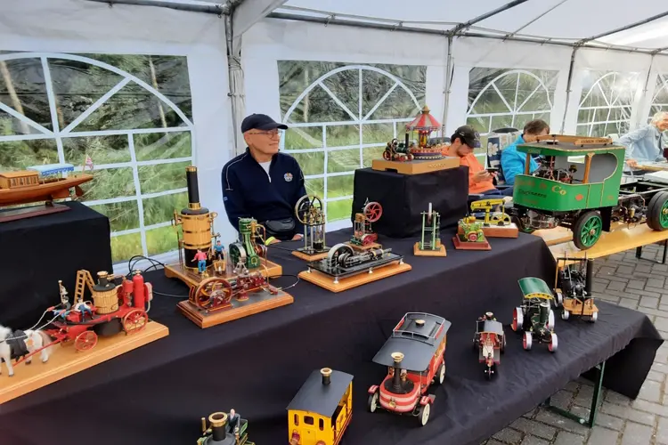 Medemblikker Steamfair, stoommodellen in de spotlights