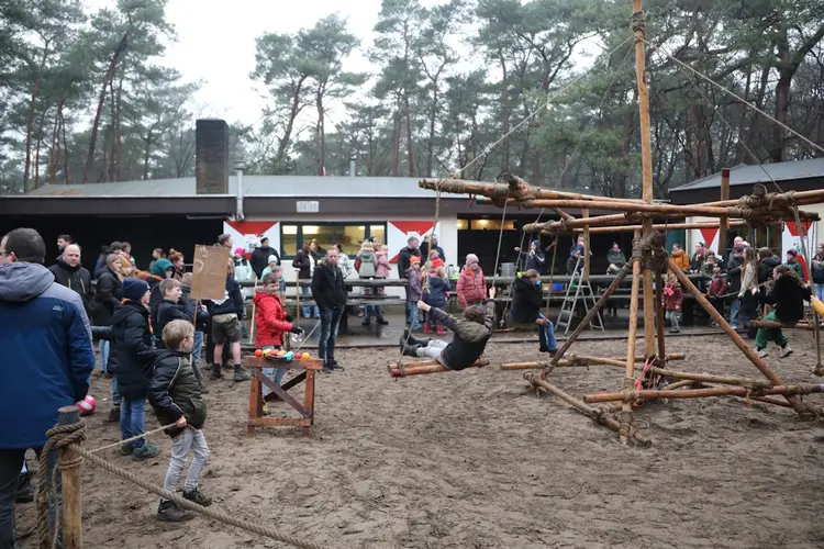 Scouting Nunspeet opent het nieuwe jaar met feestelijke bijeenkomst